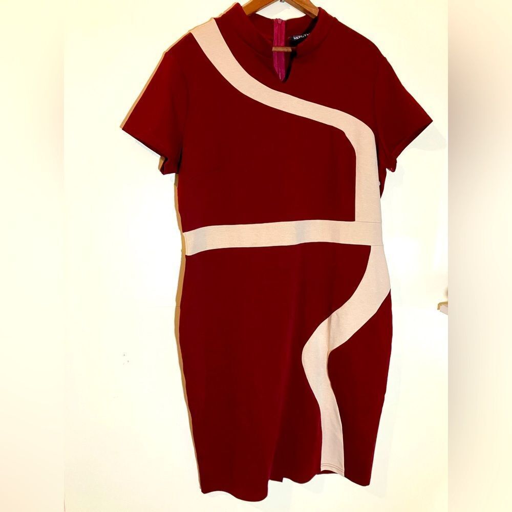 NWT Rephyllis short sleeve maroon and cream dress. Women’s size 2X.